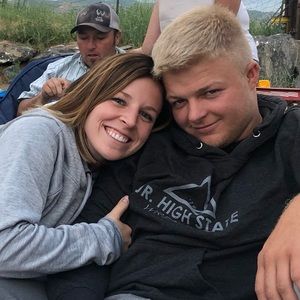 Meet your Posher, Casey